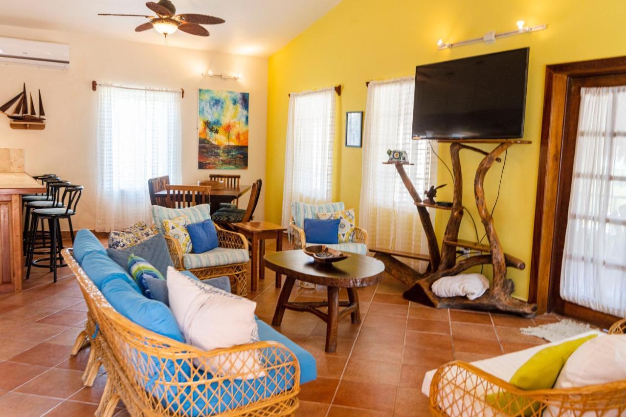 Отель Caye Casa Сан-Педро Экстерьер фото